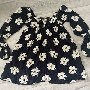 American Eagle Floral Long Sleeve Mini Dress